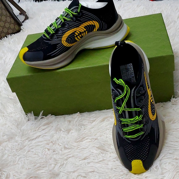 Gucci Run Sneakers GG Technical Fabric Black, Yellow - Picture 2 of 6